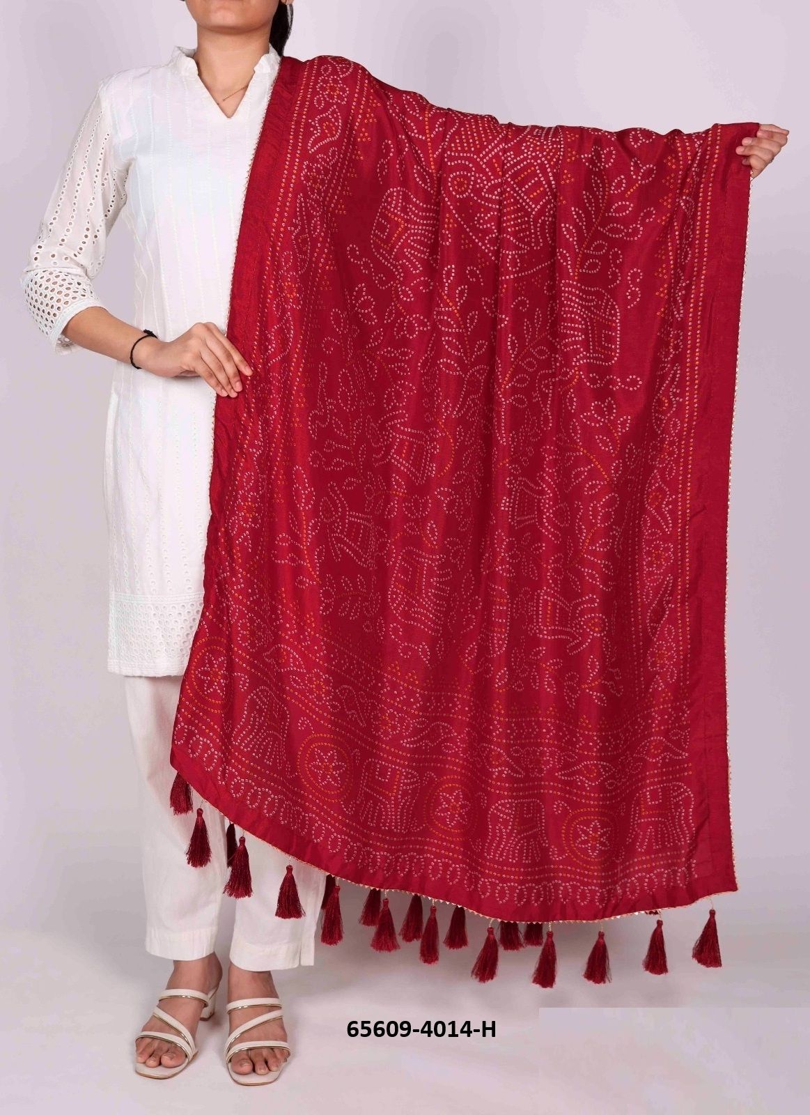 TUSSER SILK BANDHANI PATOLA - Catalog # 65609 (Set of 20 Only Dupattas) TUSSER SILK BANDHANI PATOLA - Catalog # 65609 (Set of 20 Only Dupattas)