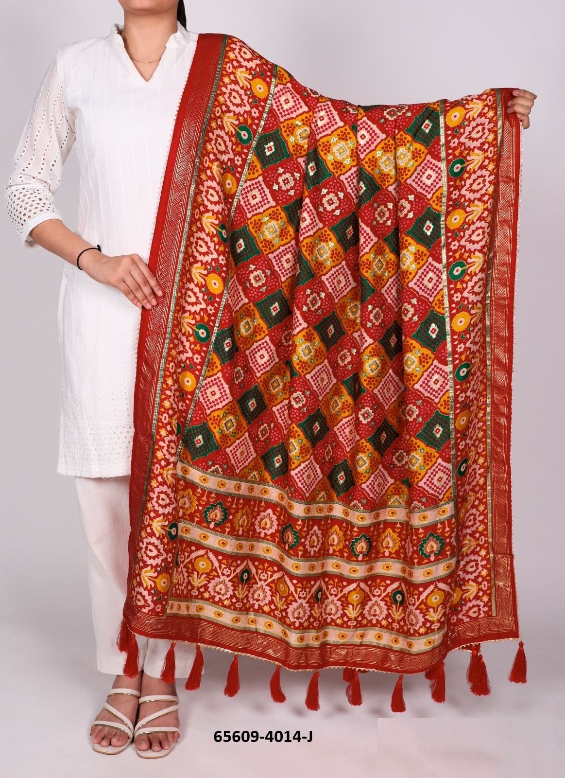 TUSSER SILK BANDHANI PATOLA - Catalog # 65609 (Set of 20 Only Dupattas) TUSSER SILK BANDHANI PATOLA - Catalog # 65609 (Set of 20 Only Dupattas)
