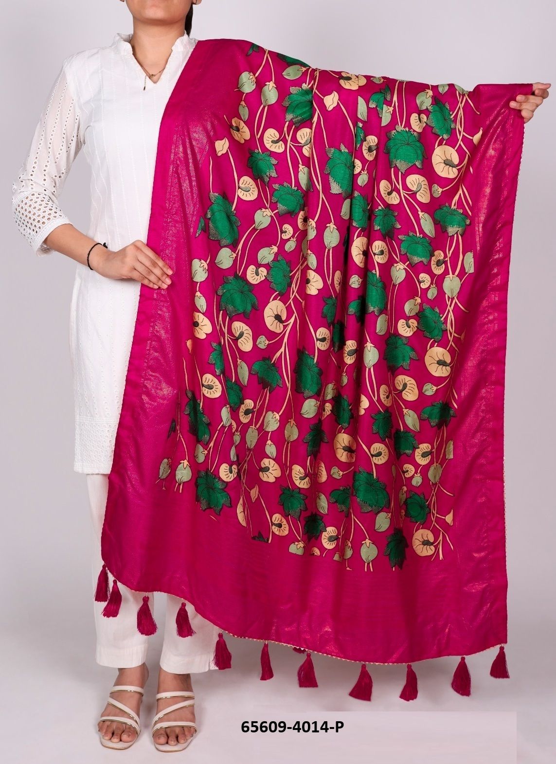TUSSER SILK BANDHANI PATOLA - Catalog # 65609 (Set of 20 Only Dupattas) TUSSER SILK BANDHANI PATOLA - Catalog # 65609 (Set of 20 Only Dupattas)