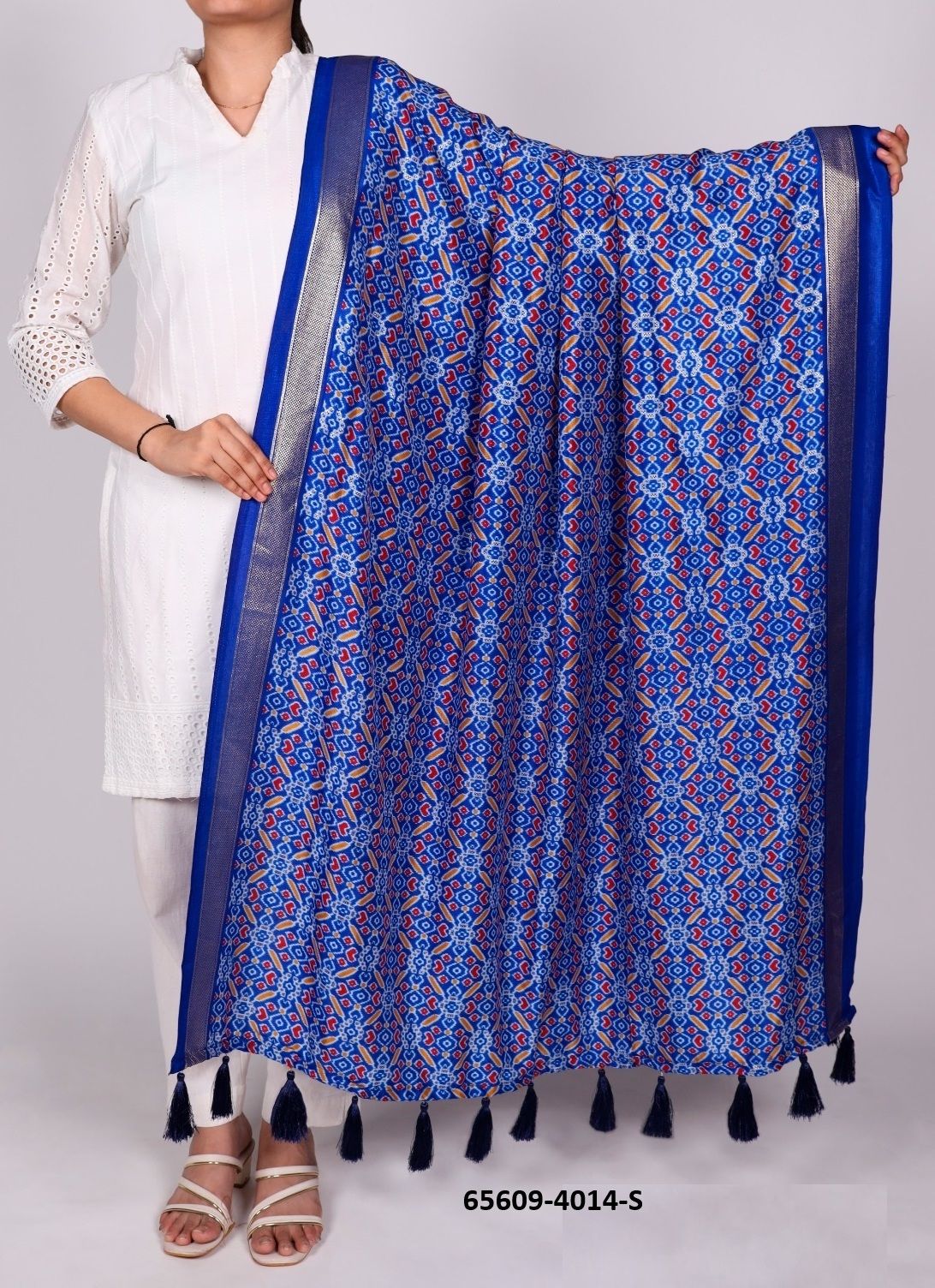 TUSSER SILK BANDHANI PATOLA - Catalog # 65609 (Set of 20 Only Dupattas) TUSSER SILK BANDHANI PATOLA - Catalog # 65609 (Set of 20 Only Dupattas)