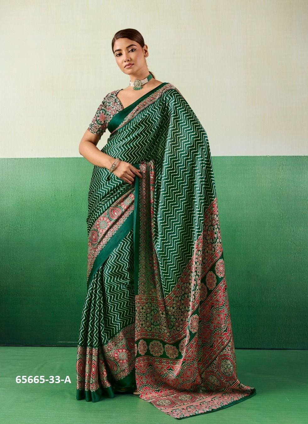 AJRAKH 33 - Catalog # 65665 (Set of 6 Sarees) AJRAKH 33 - Catalog # 65665 (Set of 6 Sarees)