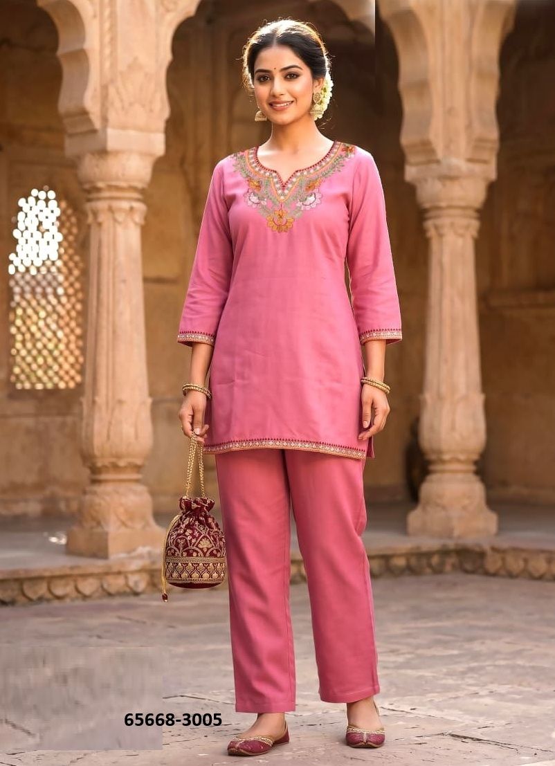 TRENDY TOUCH - Catalog # 65668 (Set of 6 Tops With Bottoms)