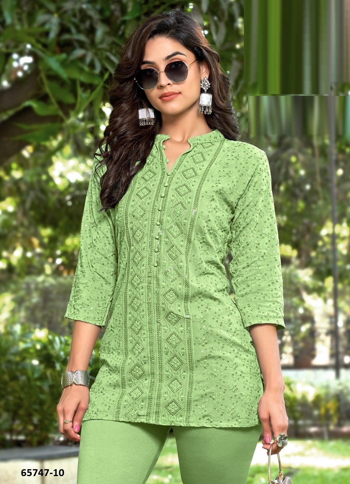 SPARK - Catalog # 65747 (Set of 7 SIZE-SETS [Readymade Women's Kurtis / Tops])