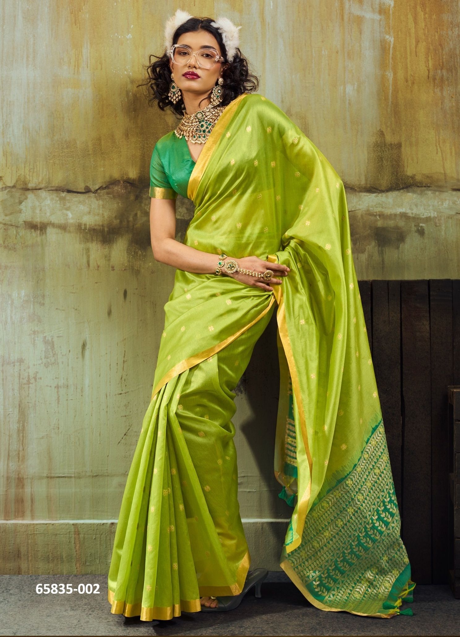 KANOI ZARDOSI - Catalog # 65835 (Set of 6 Sarees) KANOI ZARDOSI - Catalog # 65835 (Set of 6 Sarees)