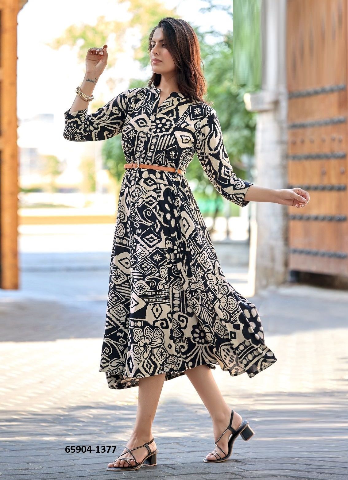 BELT 26 - Catalog # 65904 (Set of 6 Readymade Women's Kurtis / Tops) BELT 26 - Catalog # 65904 (Set of 6 Readymade Women's Kurtis / Tops)