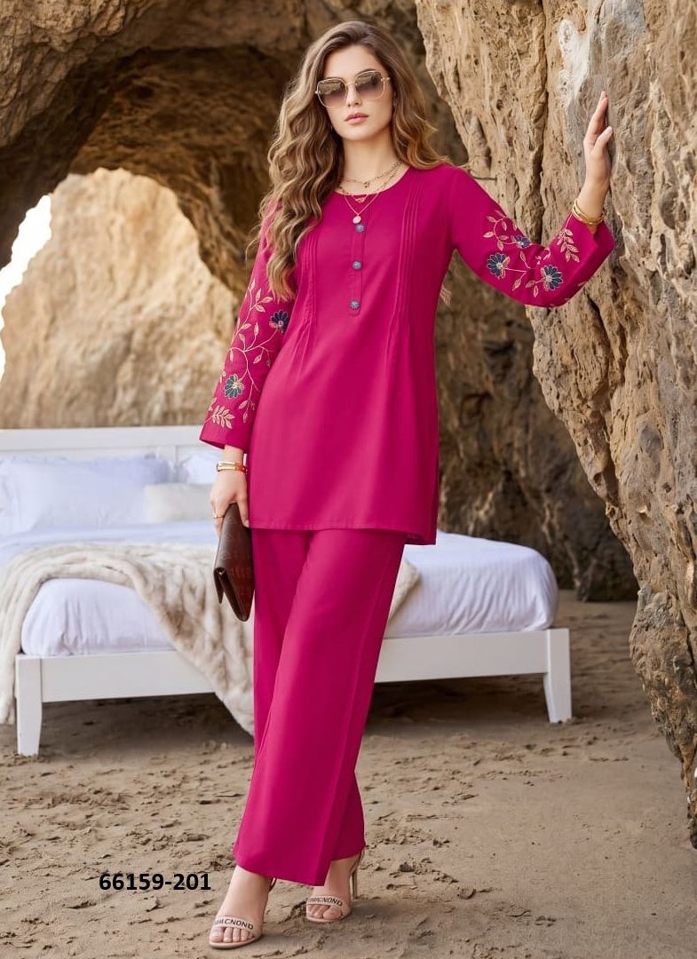 HONEY - Catalog # 66159 (Set of 6 Tops With Bottoms) HONEY - Catalog # 66159 (Set of 6 Tops With Bottoms)