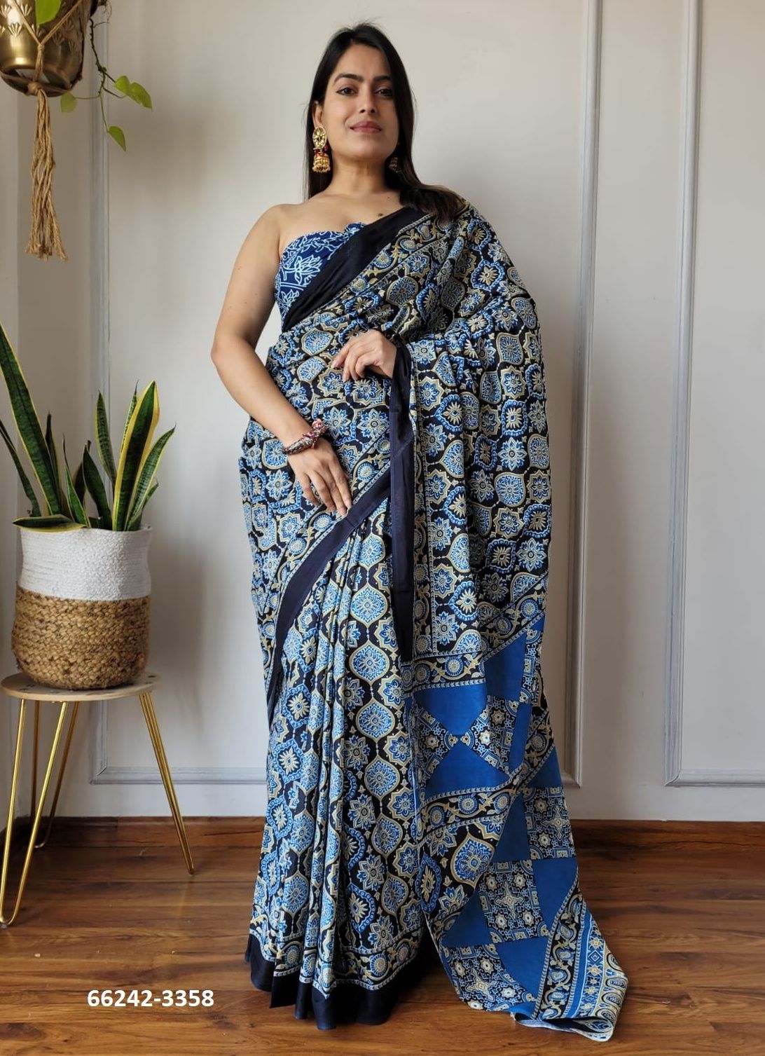 MUL MUL COTTON PRINTS 7 - Catalog # 66242 (Set of 13 Sarees)
