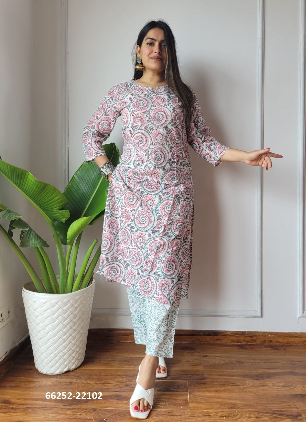 HAND BLOCK PRINTED CO-ORD SETS 6 - Catalog # 66252 (Set of 10 Tops With Bottoms) HAND BLOCK PRINTED CO-ORD SETS 6 - Catalog # 66252 (Set of 10 Tops With Bottoms)