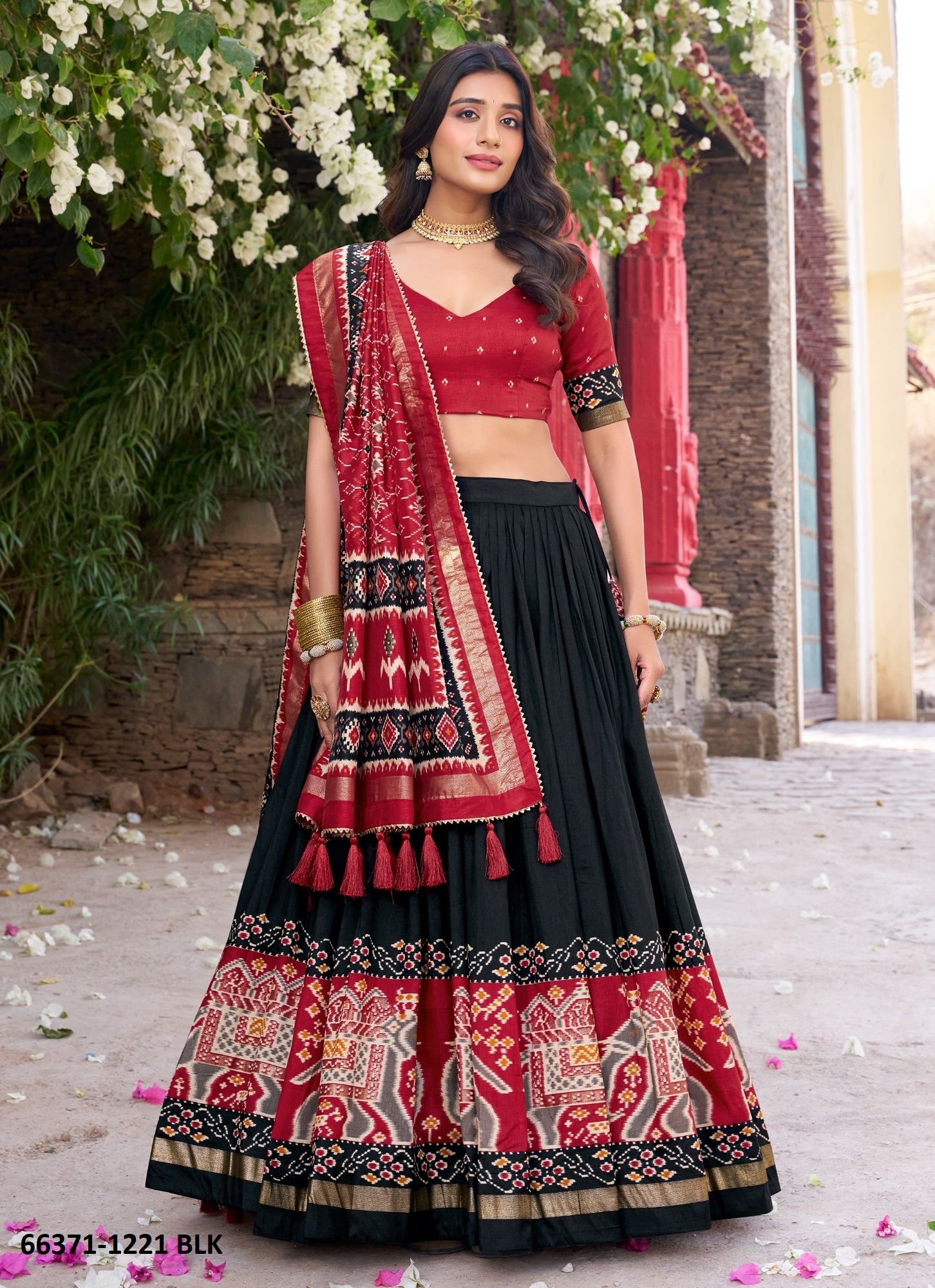 SERIES 1221-1680 - Catalog # 66371 (Set of 5 Semi-Stitched Lehengas) SERIES 1221-1680 - Catalog # 66371 (Set of 5 Semi-Stitched Lehengas)
