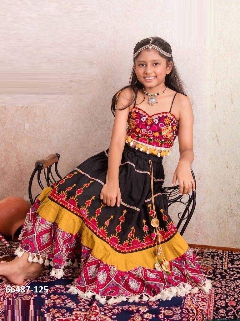 KIDS NAVRATRI 1 - Catalog # 66487 (Set of 12 Readymade Lehengas)