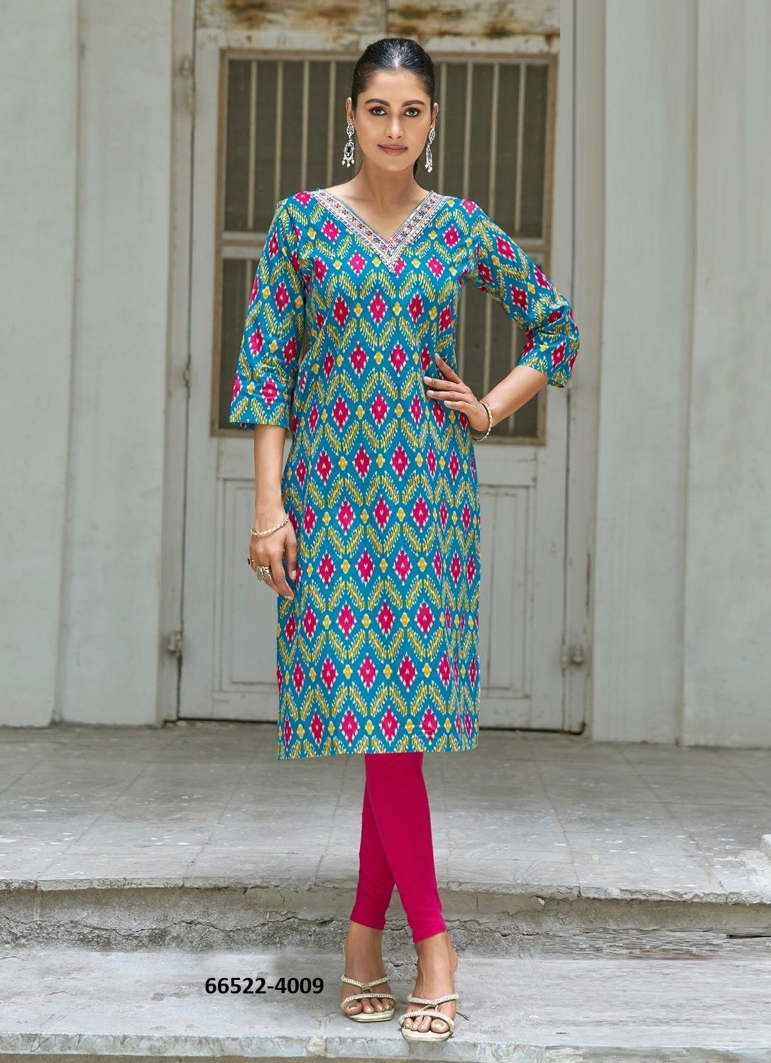 PAHEL 4 - Catalog # 66522 (Set of 11 Readymade Women's Kurtis / Tops) PAHEL 4 - Catalog # 66522 (Set of 11 Readymade Women's Kurtis / Tops)