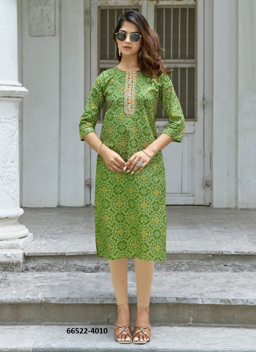 PAHEL 4 - Catalog # 66522 (Set of 11 Readymade Women's Kurtis / Tops) PAHEL 4 - Catalog # 66522 (Set of 11 Readymade Women's Kurtis / Tops)