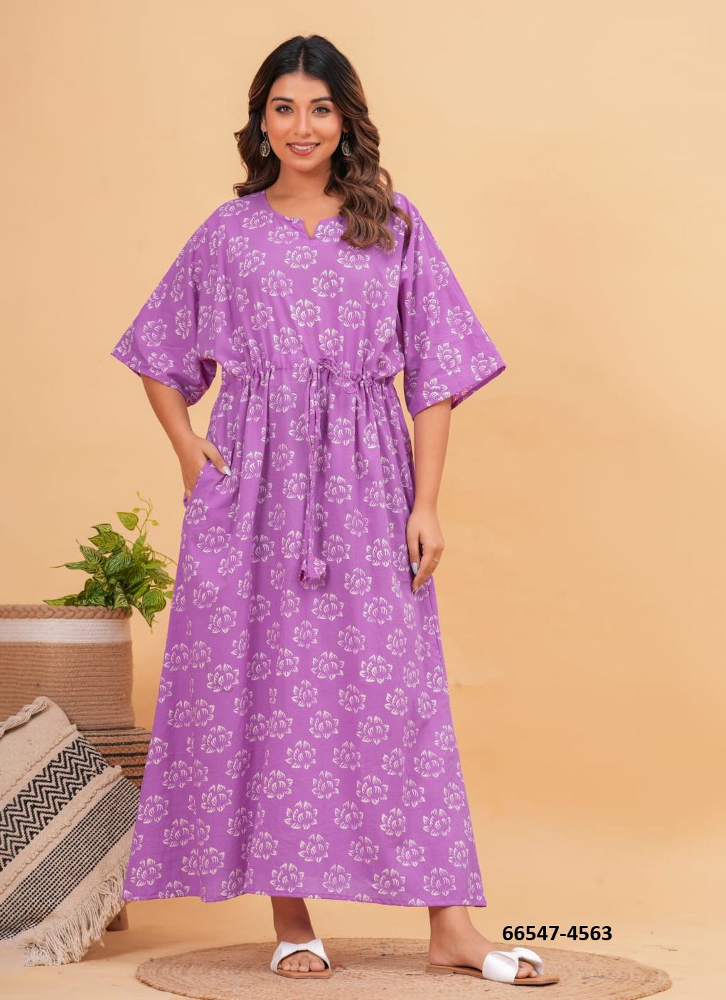 SUMMER UNIQUE PLUS-SIZE KAFTANS - Catalog # 66547 (Set of 51 Kaftans / Ponchos) SUMMER UNIQUE PLUS-SIZE KAFTANS - Catalog # 66547 (Set of 51 Kaftans / Ponchos)