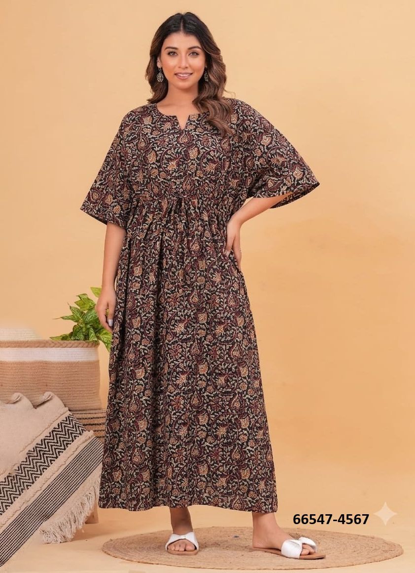 SUMMER UNIQUE PLUS-SIZE KAFTANS - Catalog # 66547 (Set of 51 Kaftans / Ponchos) SUMMER UNIQUE PLUS-SIZE KAFTANS - Catalog # 66547 (Set of 51 Kaftans / Ponchos)