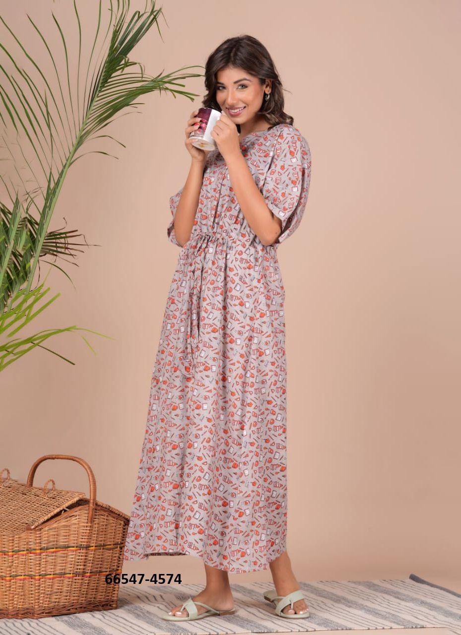 SUMMER UNIQUE PLUS-SIZE KAFTANS - Catalog # 66547 (Set of 51 Kaftans / Ponchos) SUMMER UNIQUE PLUS-SIZE KAFTANS - Catalog # 66547 (Set of 51 Kaftans / Ponchos)