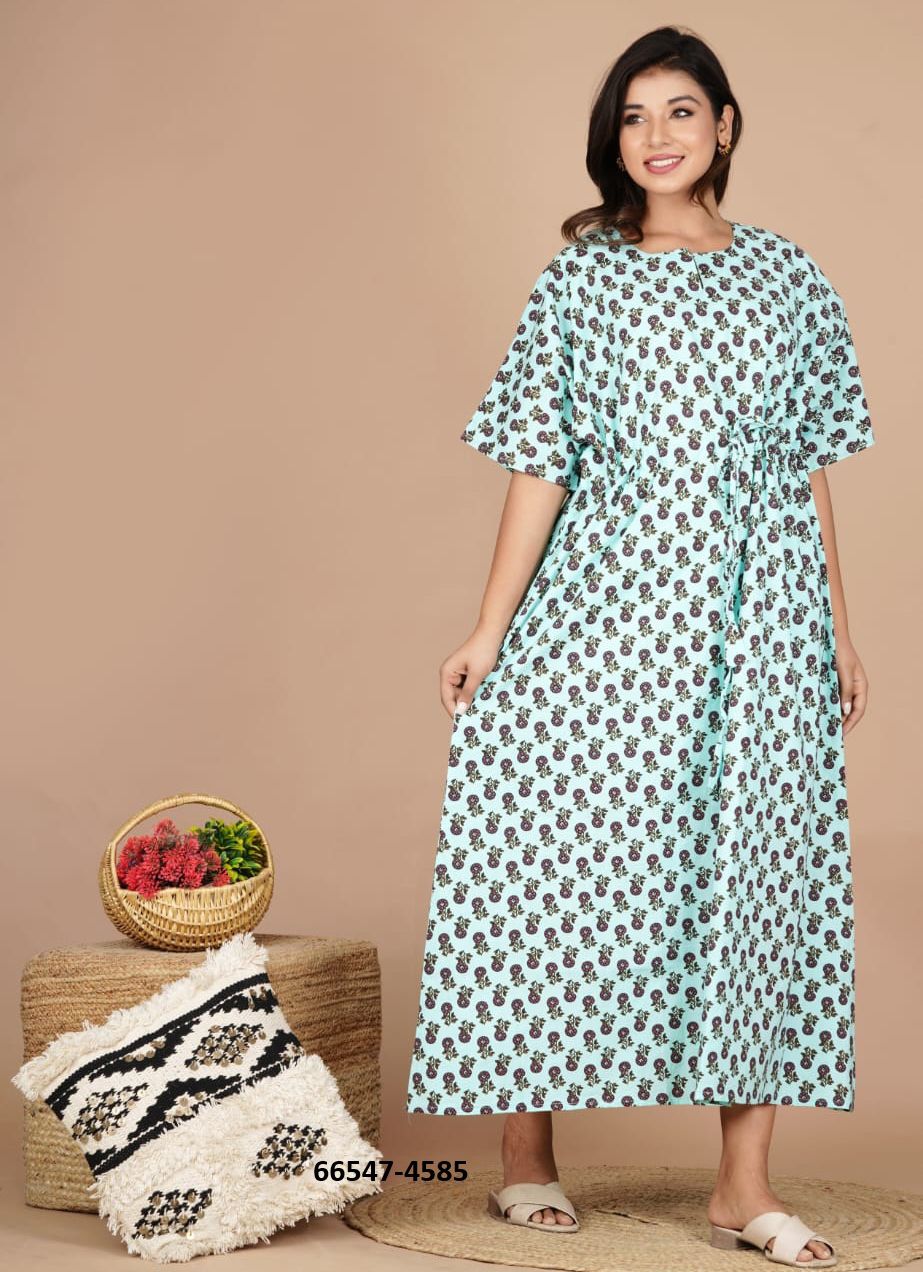 SUMMER UNIQUE PLUS-SIZE KAFTANS - Catalog # 66547 (Set of 51 Kaftans / Ponchos) SUMMER UNIQUE PLUS-SIZE KAFTANS - Catalog # 66547 (Set of 51 Kaftans / Ponchos)