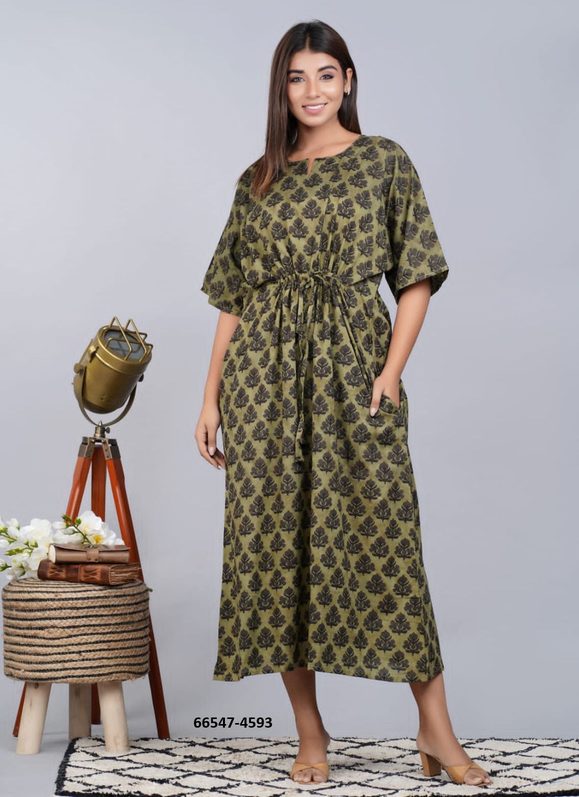 SUMMER UNIQUE PLUS-SIZE KAFTANS - Catalog # 66547 (Set of 51 Kaftans / Ponchos) SUMMER UNIQUE PLUS-SIZE KAFTANS - Catalog # 66547 (Set of 51 Kaftans / Ponchos)