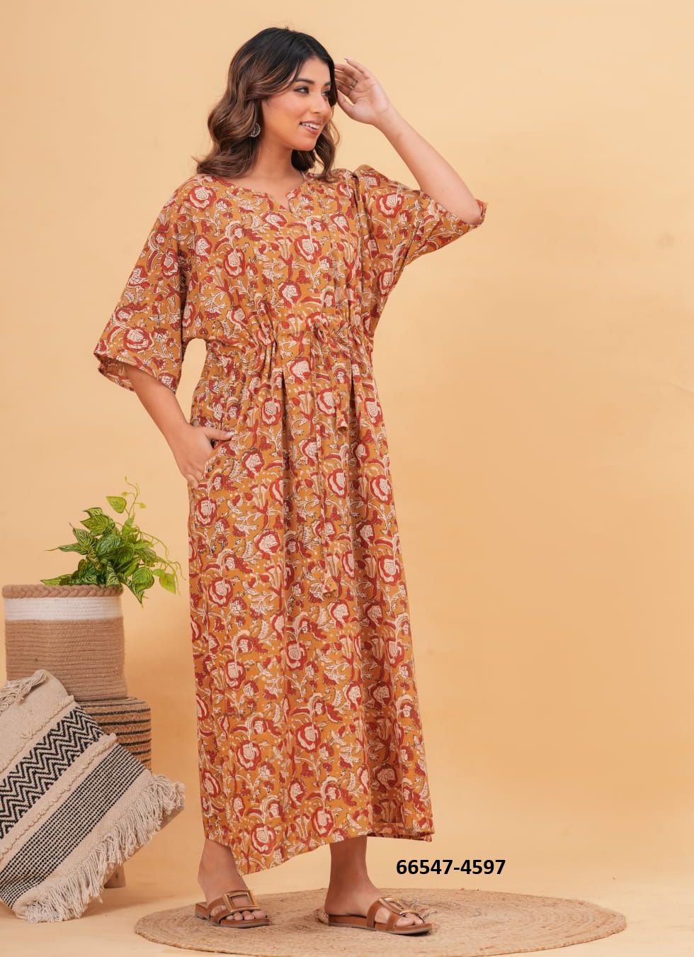 SUMMER UNIQUE PLUS-SIZE KAFTANS - Catalog # 66547 (Set of 51 Kaftans / Ponchos) SUMMER UNIQUE PLUS-SIZE KAFTANS - Catalog # 66547 (Set of 51 Kaftans / Ponchos)