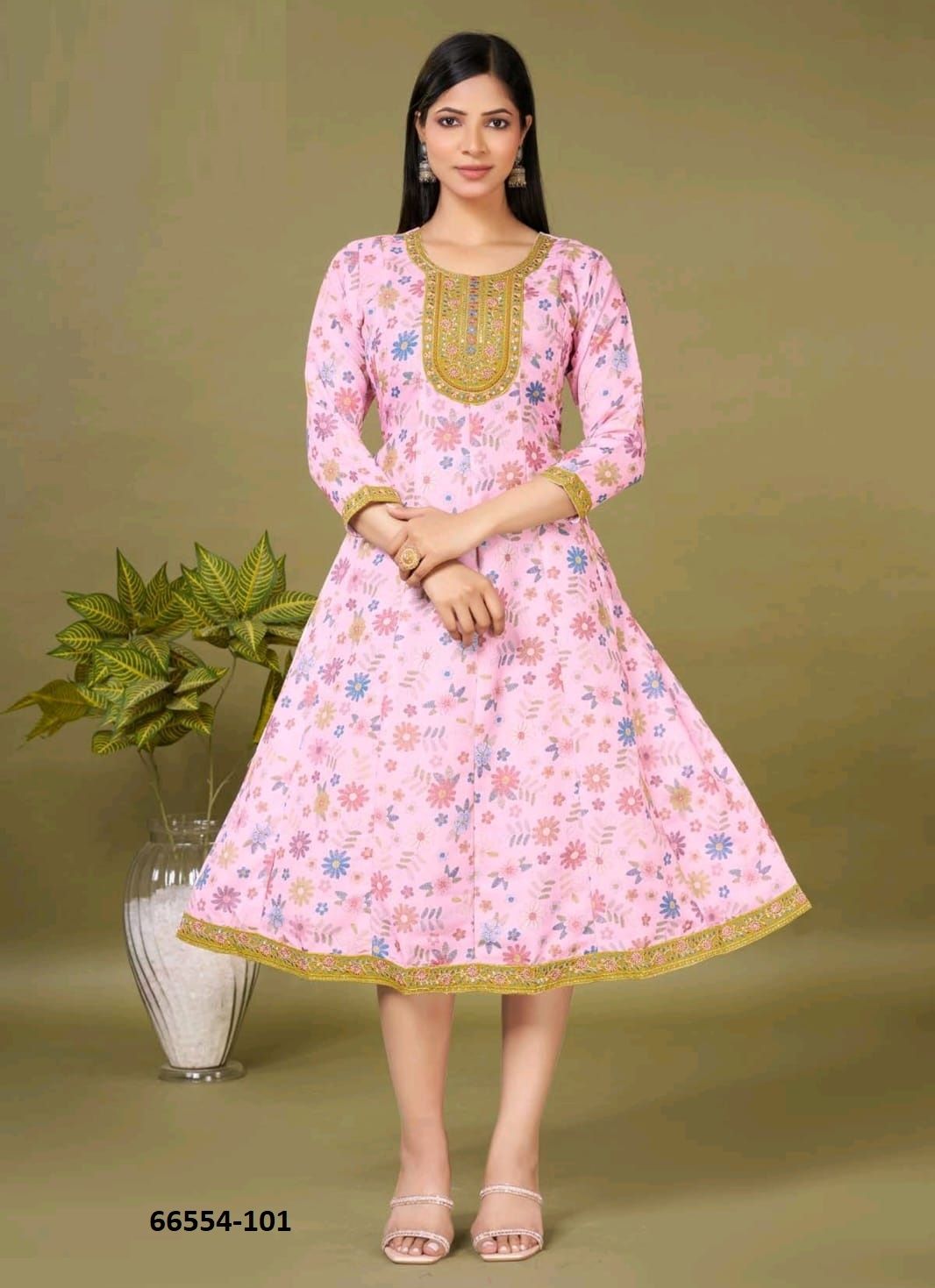 KIRTI - Catalog # 66554 (Set of 6 Readymade Women's Kurtis / Tops) KIRTI - Catalog # 66554 (Set of 6 Readymade Women's Kurtis / Tops)
