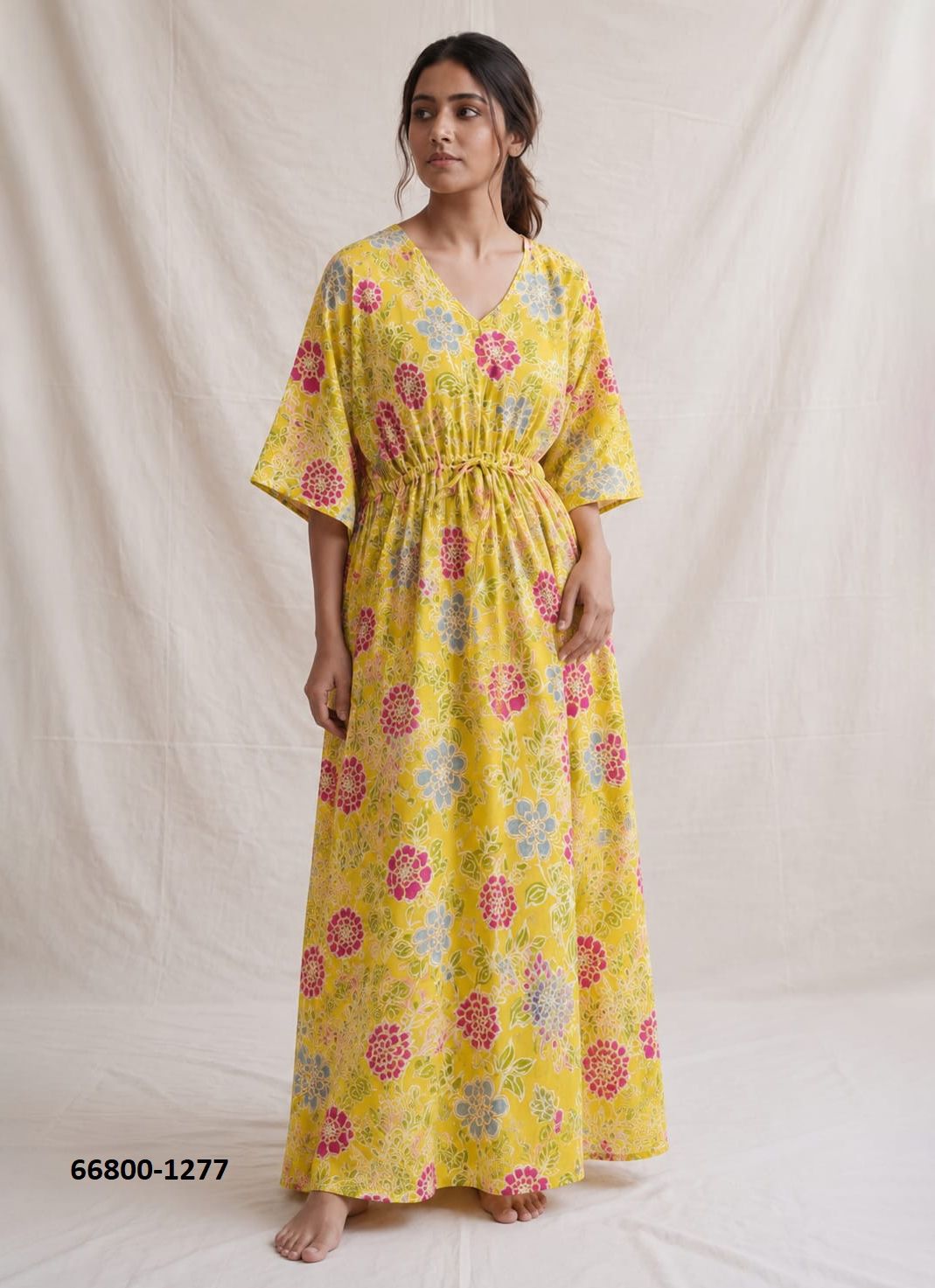 PLUS-SIZE HAND PRINTED COTTONS 3 - Catalog # 66800 (Set of 10 Kaftans / Ponchos) PLUS-SIZE HAND PRINTED COTTONS 3 - Catalog # 66800 (Set of 10 Kaftans / Ponchos)