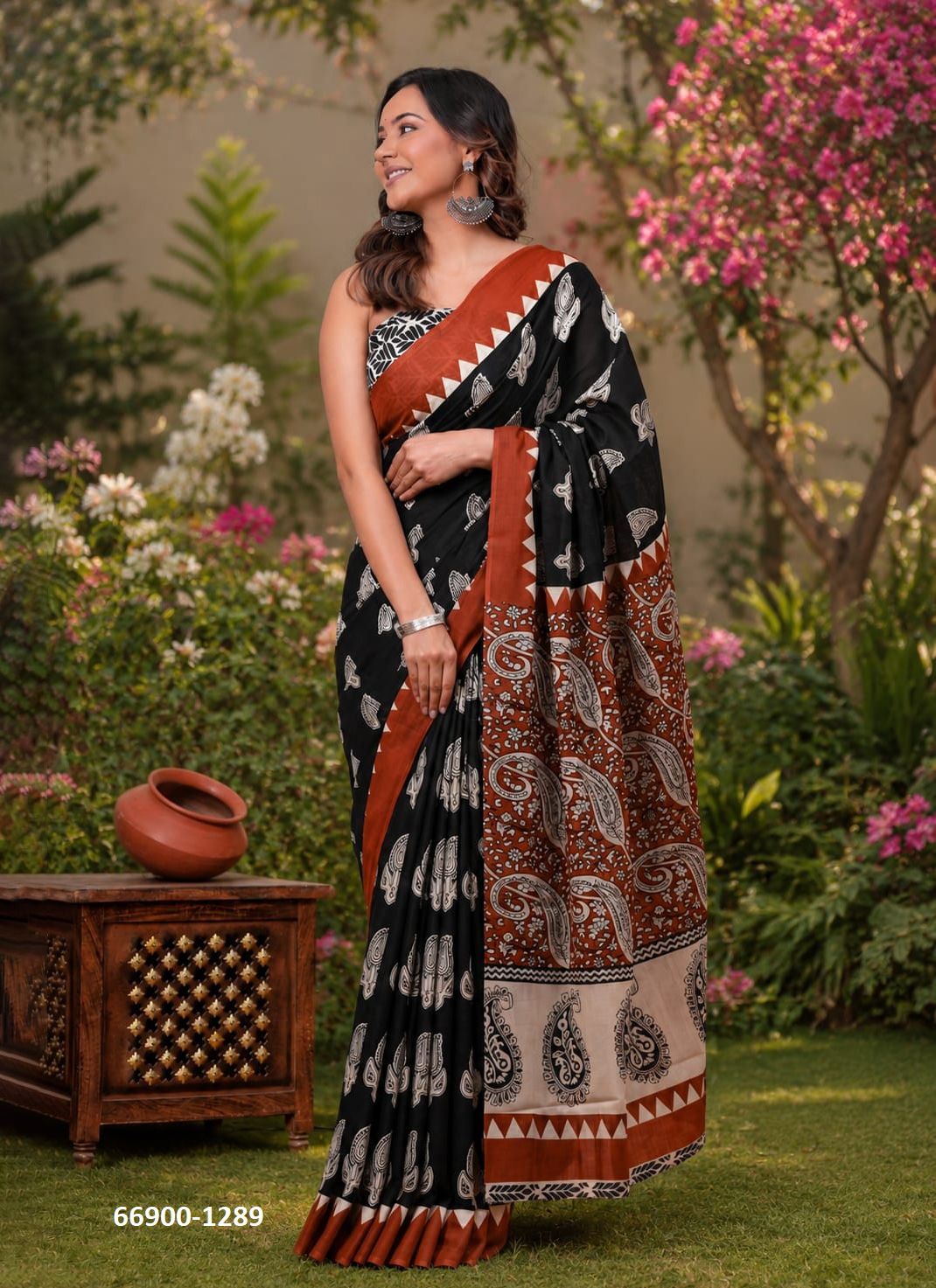 PURE MULMUL COTTON BAGRU PRINTS 10 - Catalog # 66900 (Set of 10 Sarees) PURE MULMUL COTTON BAGRU PRINTS 10 - Catalog # 66900 (Set of 10 Sarees)