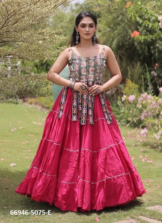 DESIGN 5075 - Catalog # 66946 (Set of 8 Readymade Lehengas) DESIGN 5075 - Catalog # 66946 (Set of 8 Readymade Lehengas)