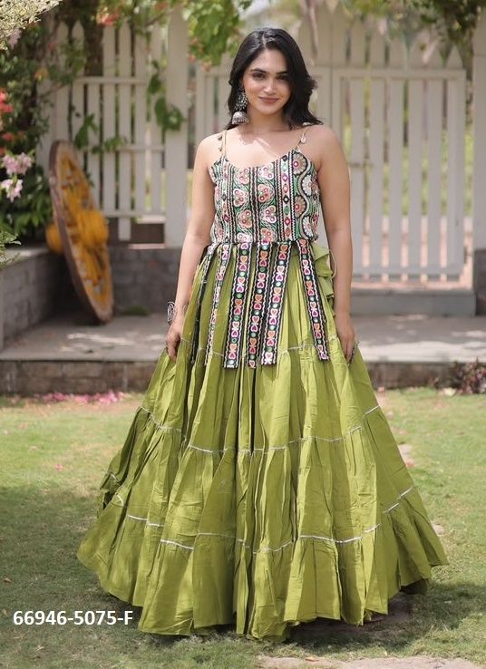 DESIGN 5075 - Catalog # 66946 (Set of 8 Readymade Lehengas) DESIGN 5075 - Catalog # 66946 (Set of 8 Readymade Lehengas)
