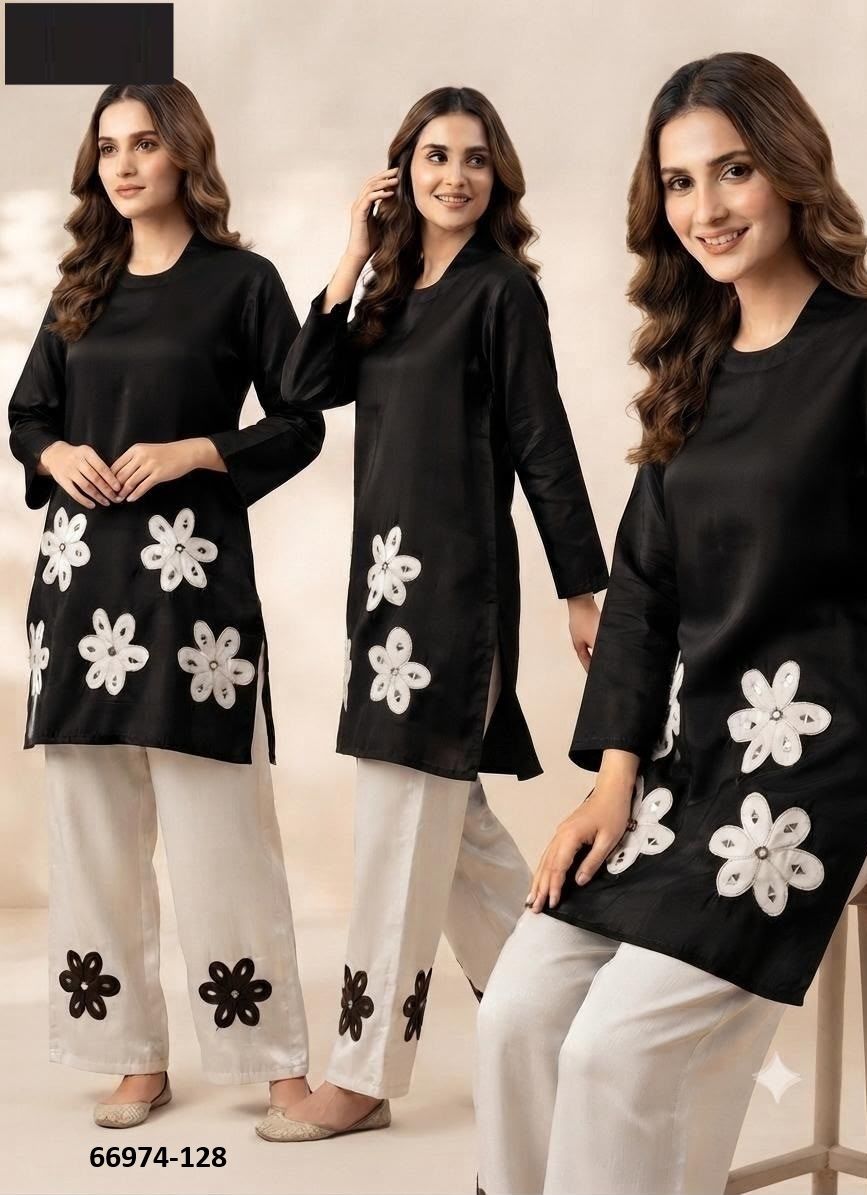 DESIGN 121 - Catalog # 66974 (Set of 4 SIZE-SETS [Tops With Bottoms])