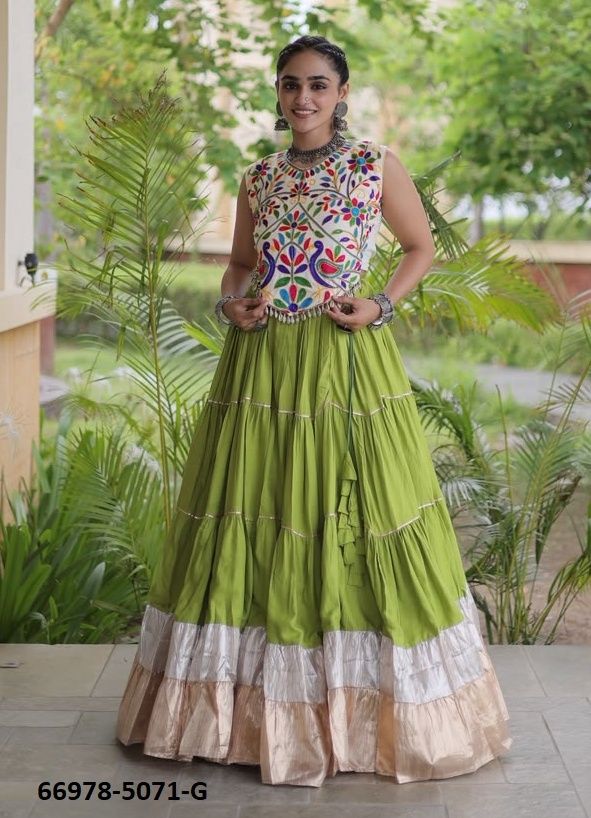 DESIGN 5071 - Catalog # 66978 (Set of 12 Readymade Lehengas) DESIGN 5071 - Catalog # 66978 (Set of 12 Readymade Lehengas)