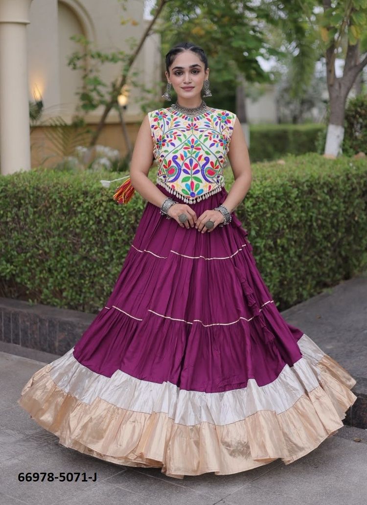 DESIGN 5071 - Catalog # 66978 (Set of 12 Readymade Lehengas) DESIGN 5071 - Catalog # 66978 (Set of 12 Readymade Lehengas)