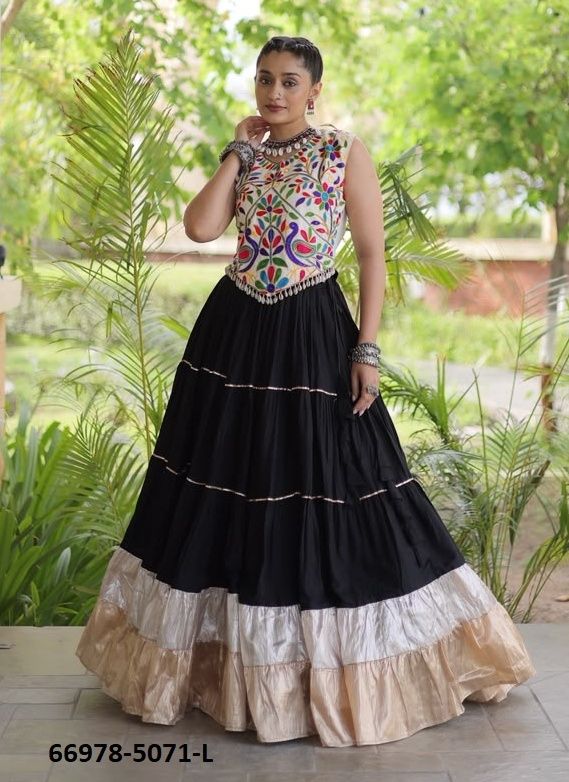 DESIGN 5071 - Catalog # 66978 (Set of 12 Readymade Lehengas) DESIGN 5071 - Catalog # 66978 (Set of 12 Readymade Lehengas)