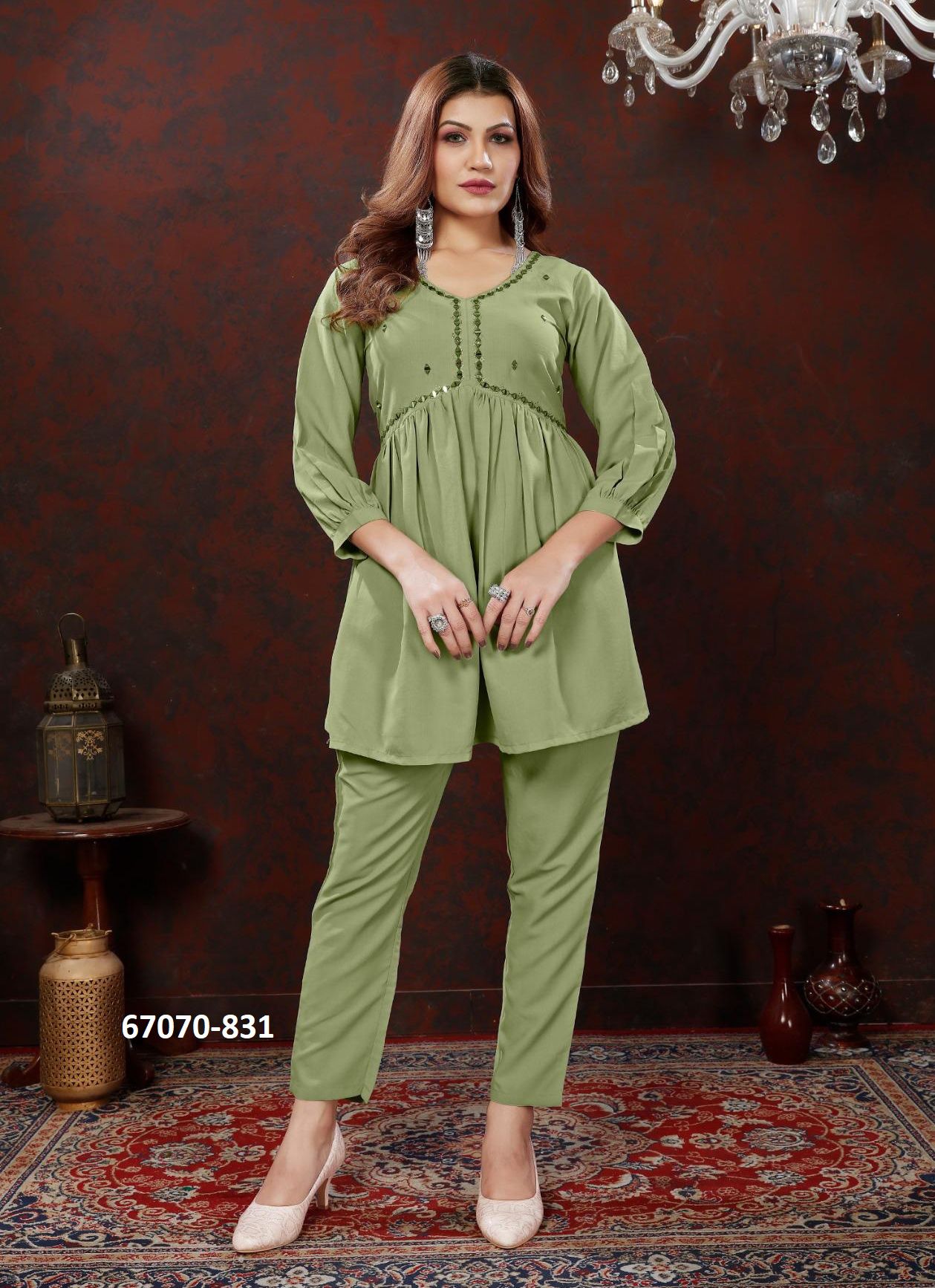 KARIGIRI 1 - Catalog # 67070 (Set of 5 Tops With Bottoms) KARIGIRI 1 - Catalog # 67070 (Set of 5 Tops With Bottoms)