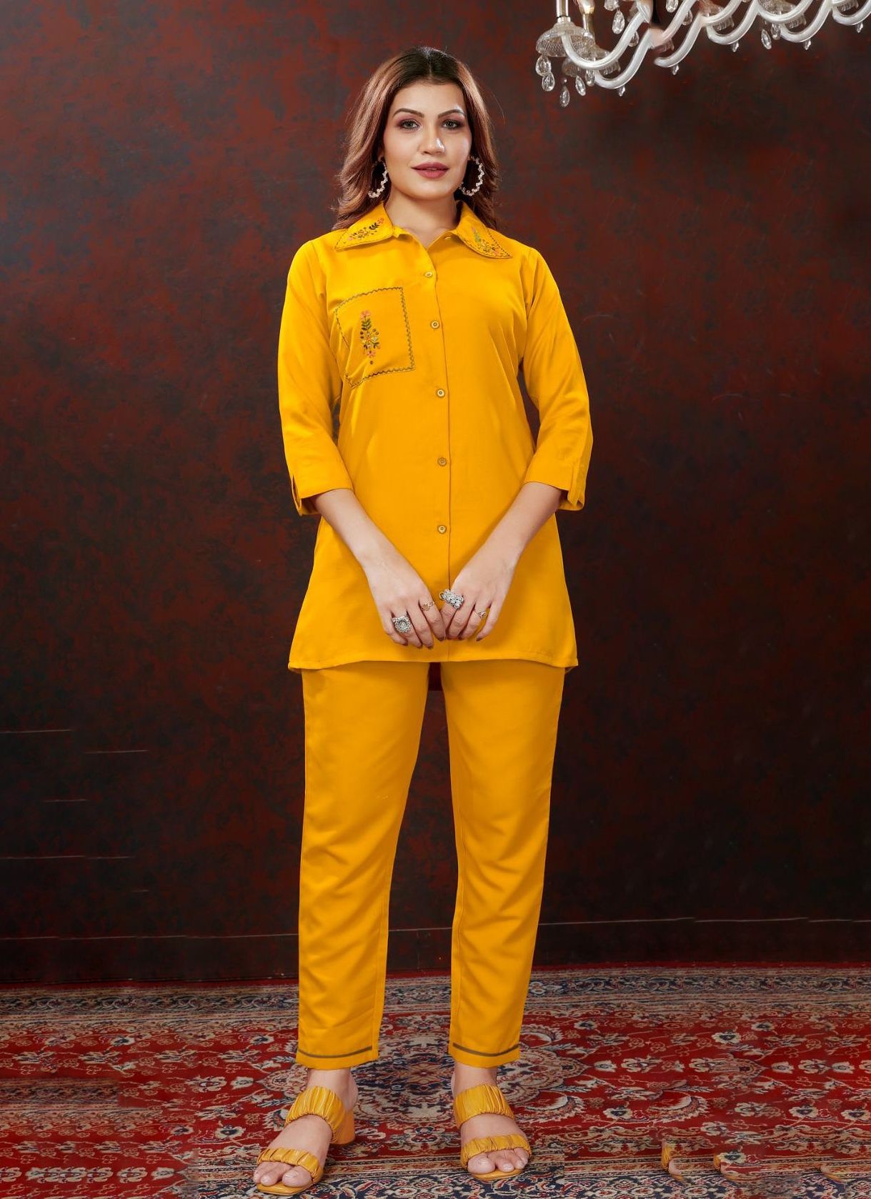 KARIGIRI 1 - Catalog # 67070 (Set of 5 Tops With Bottoms) KARIGIRI 1 - Catalog # 67070 (Set of 5 Tops With Bottoms)