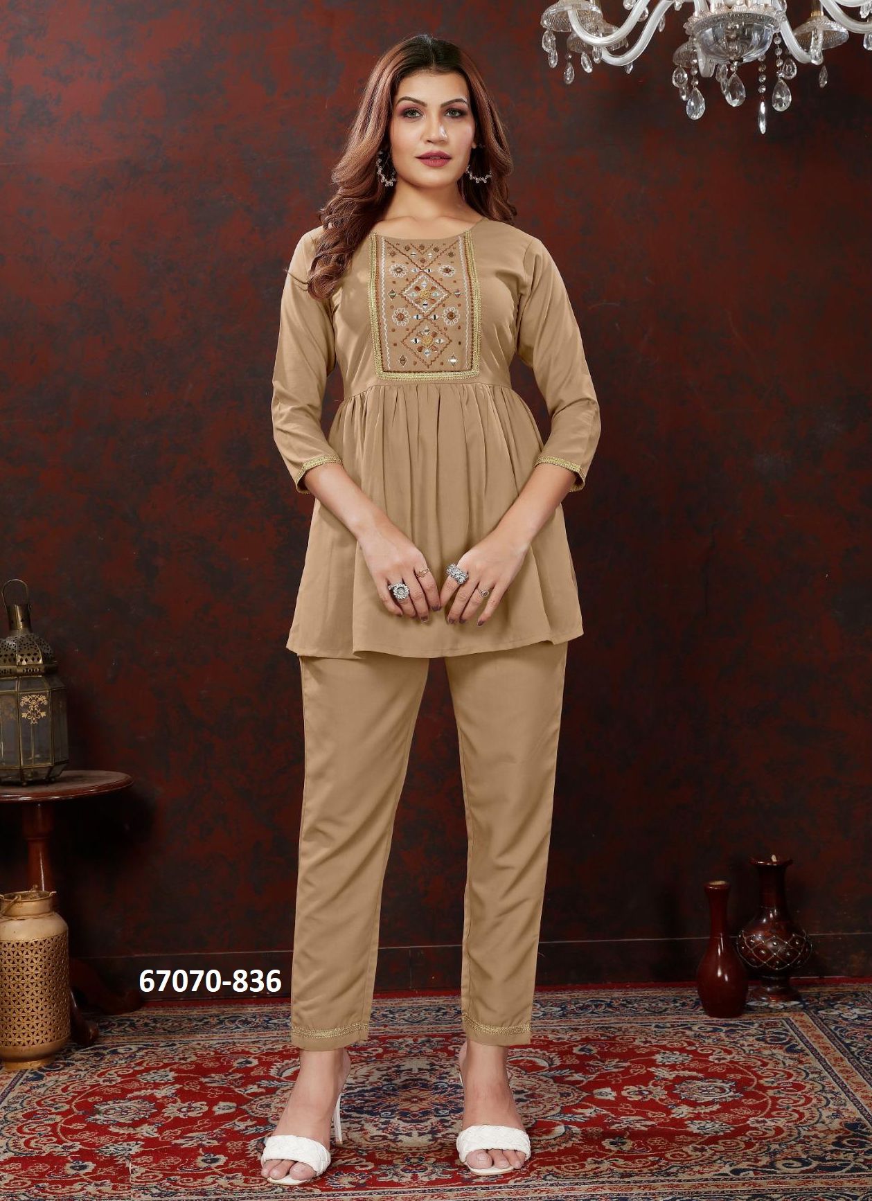 KARIGIRI 1 - Catalog # 67070 (Set of 5 Tops With Bottoms) KARIGIRI 1 - Catalog # 67070 (Set of 5 Tops With Bottoms)