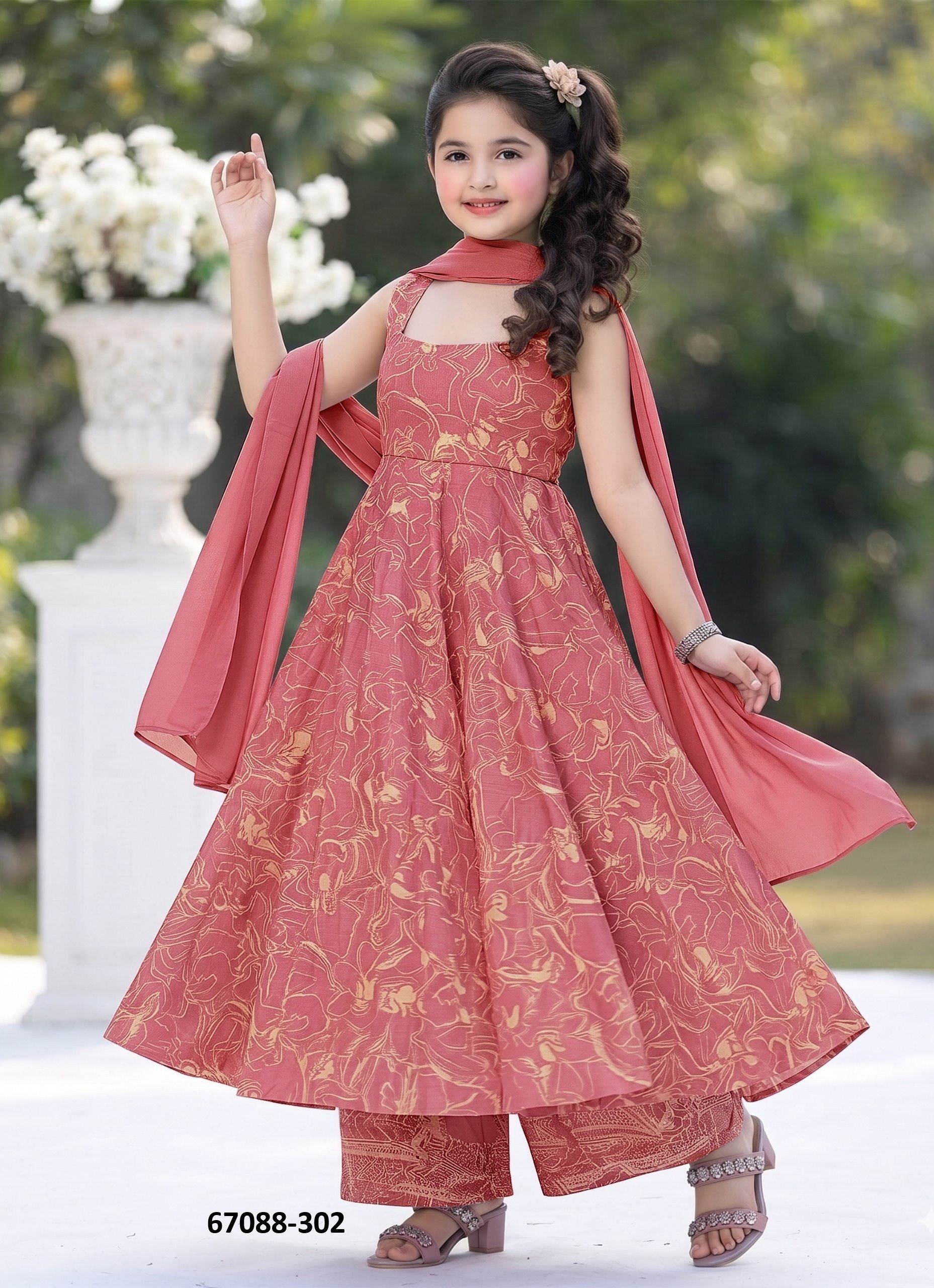 KIDS 3 - Catalog # 67088 (Set of 5 Readymade Salwar Suits) KIDS 3 - Catalog # 67088 (Set of 5 Readymade Salwar Suits)
