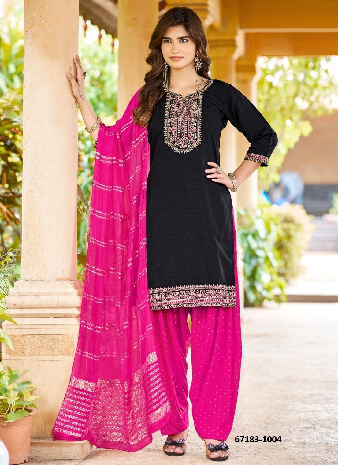 QUEEN - Catalog # 67183 (Set of 8 Readymade Salwar Suits)