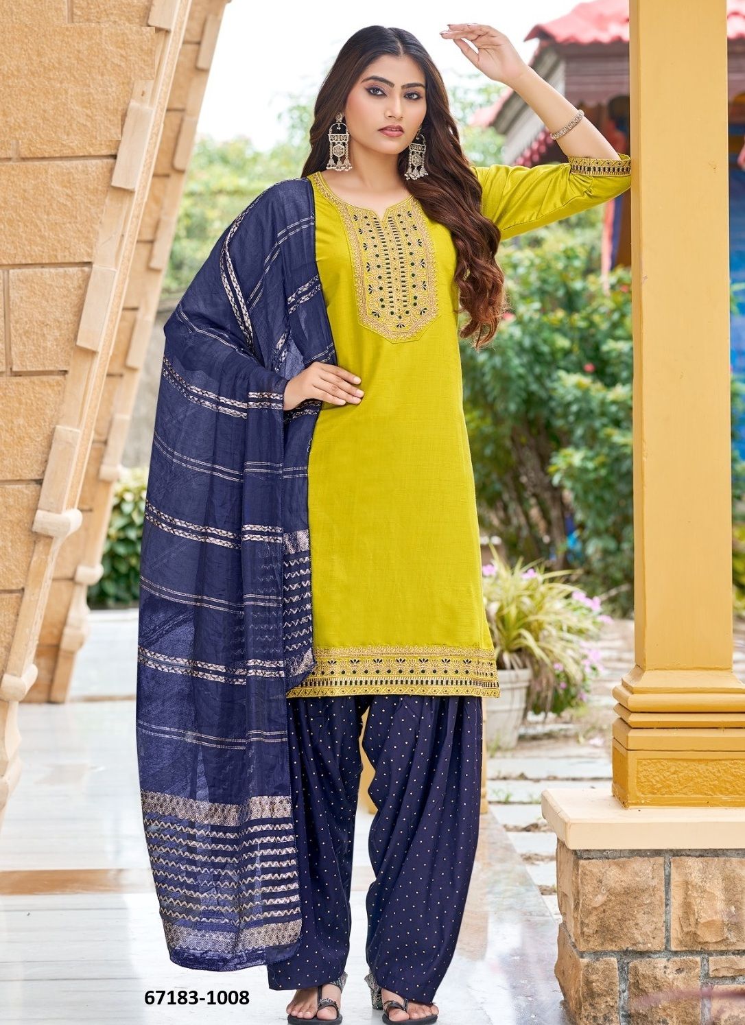 QUEEN - Catalog # 67183 (Set of 8 Readymade Salwar Suits)