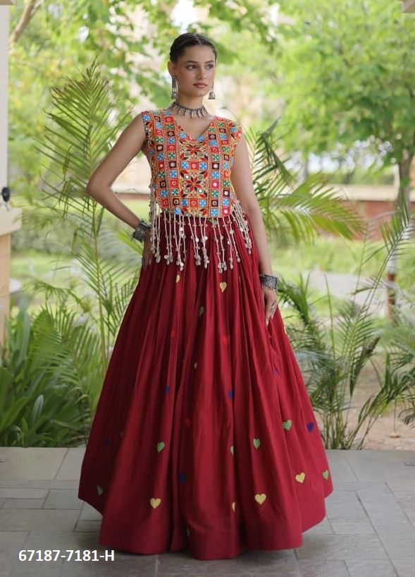 DESIGN 7181 - Catalog # 67187 (Set of 8 Readymade Lehengas) DESIGN 7181 - Catalog # 67187 (Set of 8 Readymade Lehengas)