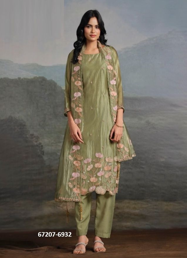ARNICA - Catalog # 67207 (Set of 6 Semi-Stitched / Un-Stitched Suits) ARNICA - Catalog # 67207 (Set of 6 Semi-Stitched / Un-Stitched Suits)