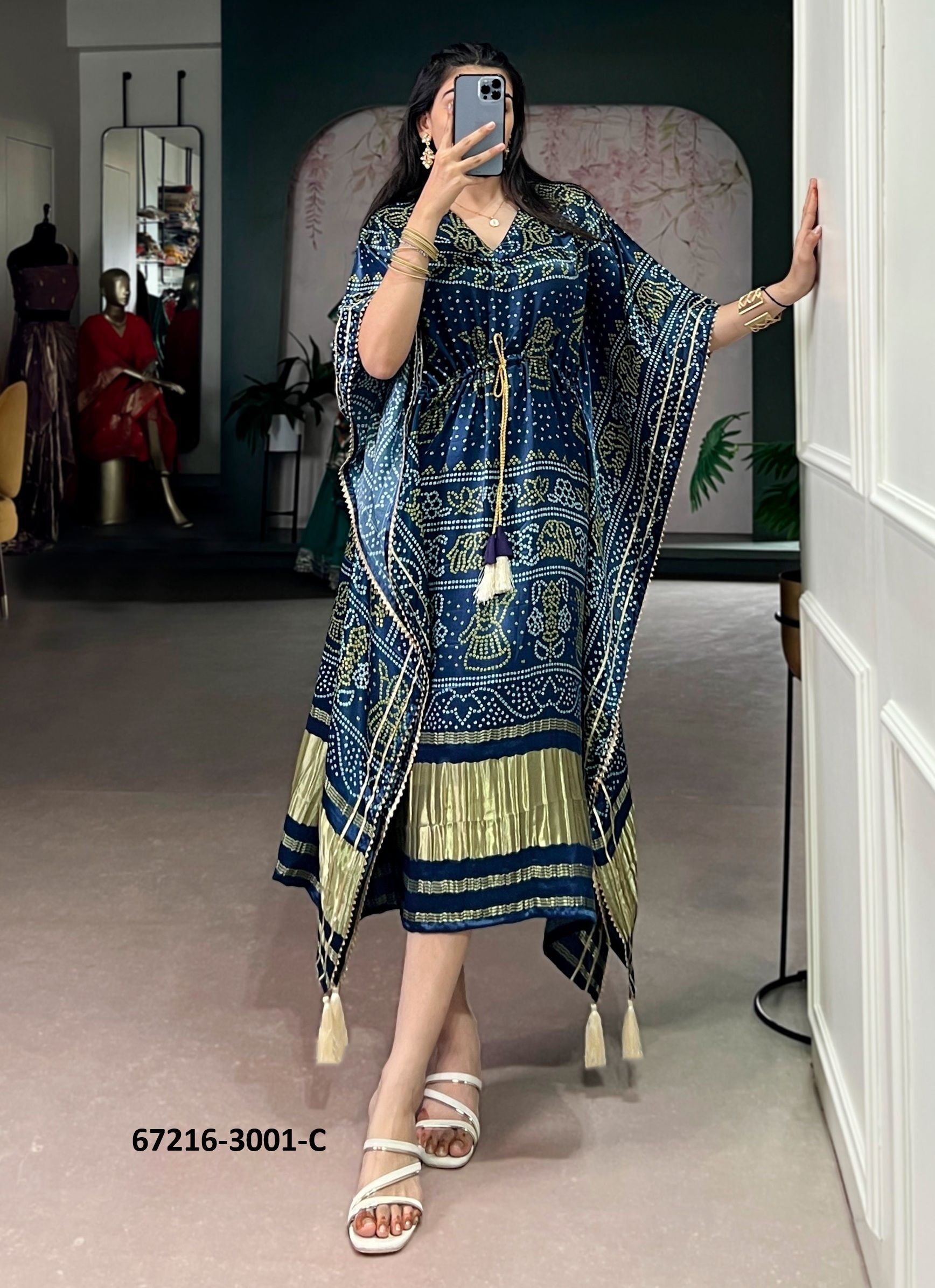 DESIGN 3001 - Catalog # 67216 (Set of 5 Kaftans / Ponchos) DESIGN 3001 - Catalog # 67216 (Set of 5 Kaftans / Ponchos)