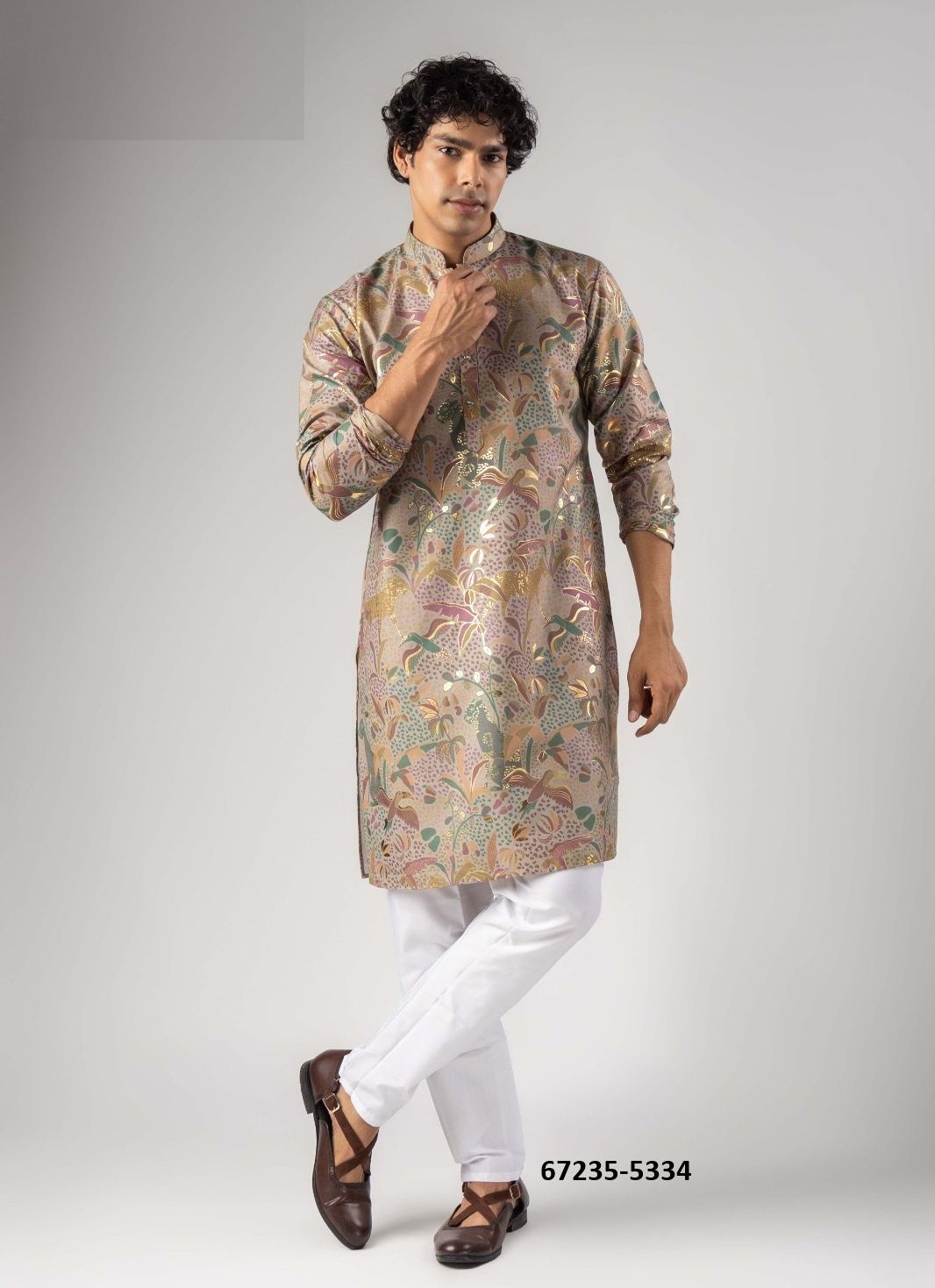 MEN'S TRADITIONAL KURTA 8 - Catalog # 67235 (Set of 6 Men's Ethnic Wear) MEN'S TRADITIONAL KURTA 8 - Catalog # 67235 (Set of 6 Men's Ethnic Wear)