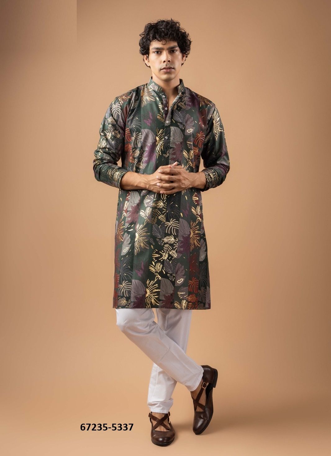 MEN'S TRADITIONAL KURTA 8 - Catalog # 67235 (Set of 6 Men's Ethnic Wear) MEN'S TRADITIONAL KURTA 8 - Catalog # 67235 (Set of 6 Men's Ethnic Wear)