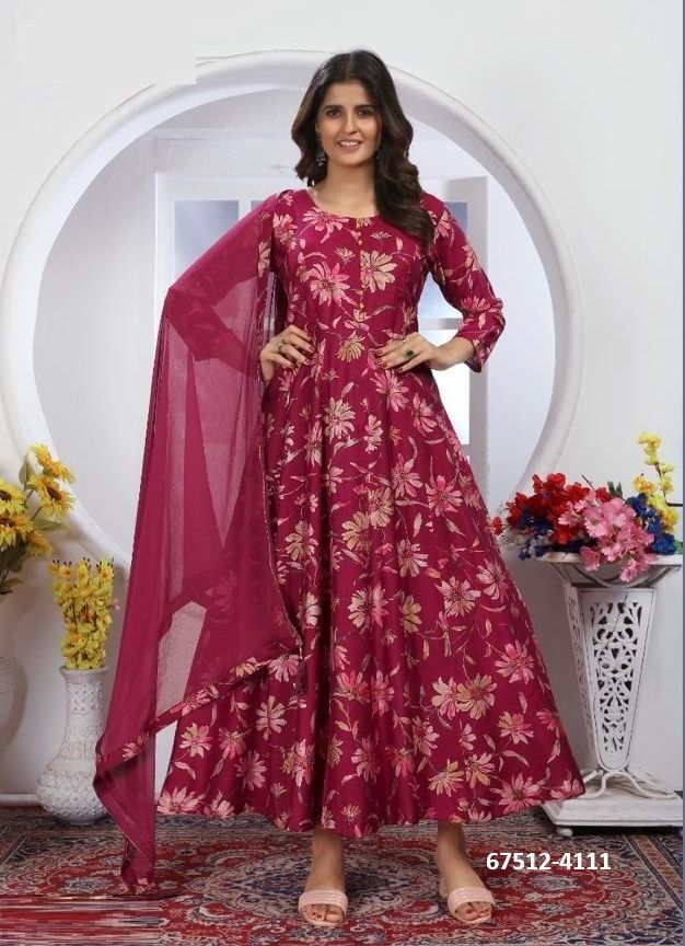 HARLEENA - Catalog # 67512 (Set of 4 Readymade Women's Kurtis / Tops) HARLEENA - Catalog # 67512 (Set of 4 Readymade Women's Kurtis / Tops)