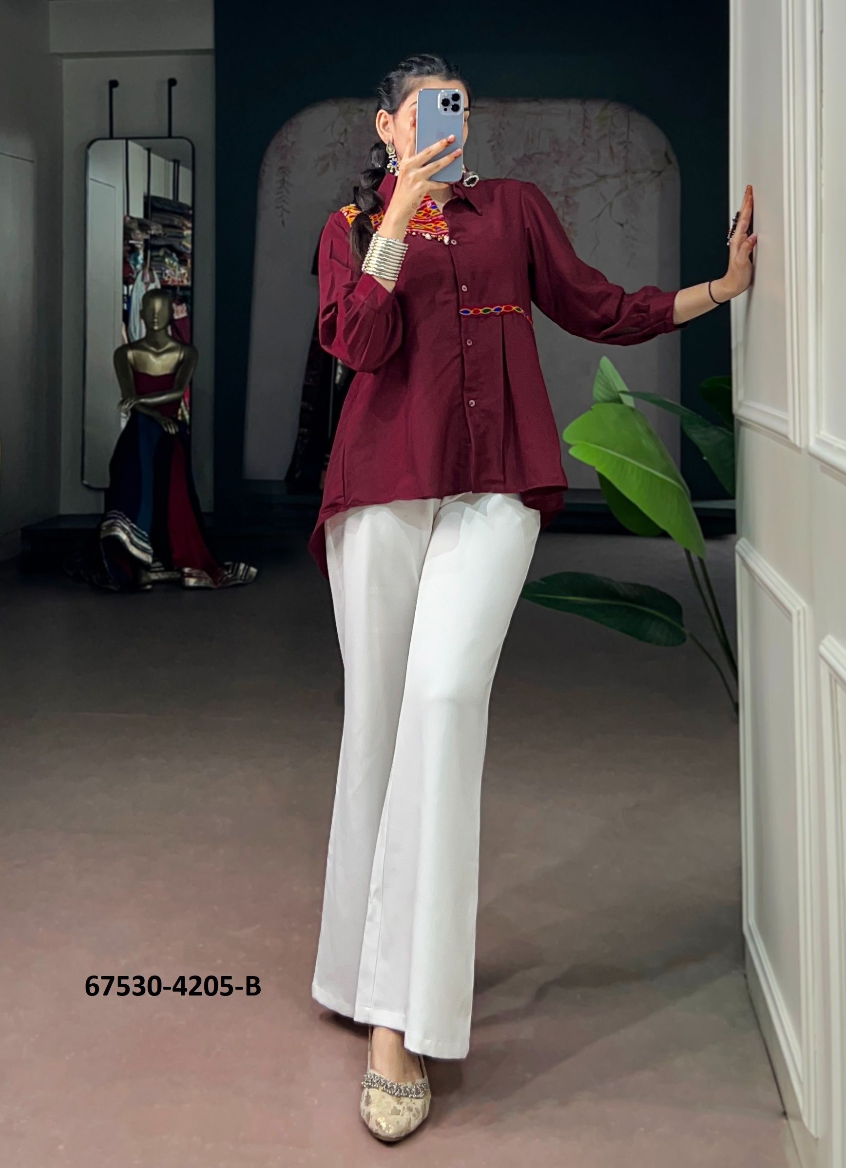 DHOLNA - Catalog # 67530 (Set of 2 Readymade Women's Kurtis / Tops) DHOLNA - Catalog # 67530 (Set of 2 Readymade Women's Kurtis / Tops)