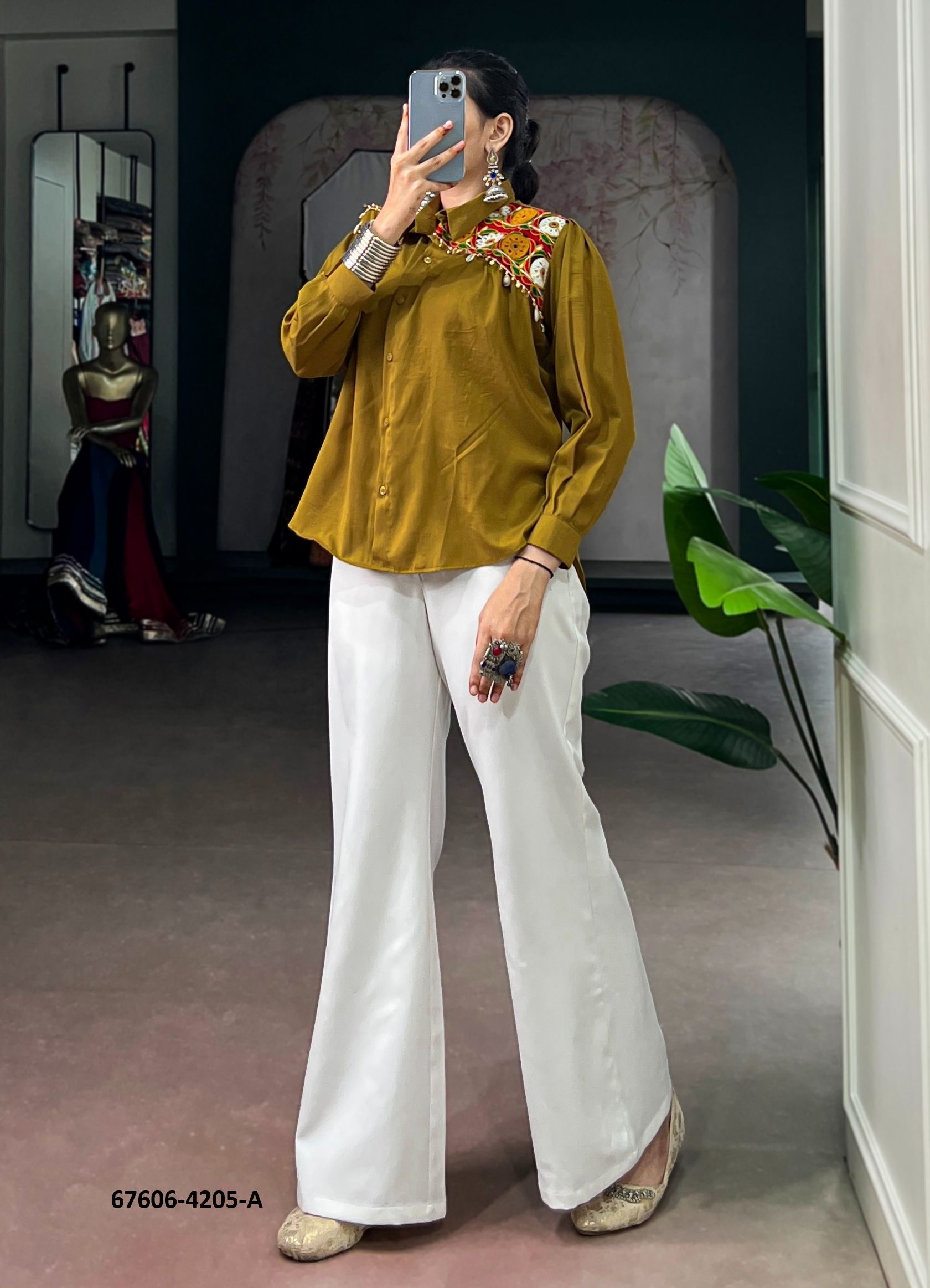 KILLER - Catalog # 67606 (Set of 4 Readymade Women's Kurtis / Tops) KILLER - Catalog # 67606 (Set of 4 Readymade Women's Kurtis / Tops)