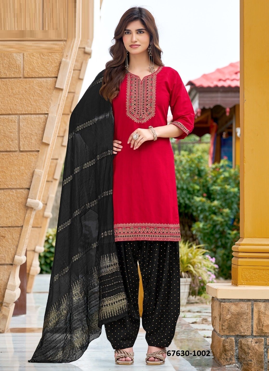 QUEEN OF PATIALA - Catalog # 67630 (Set of 8 Readymade Salwar Suits) QUEEN OF PATIALA - Catalog # 67630 (Set of 8 Readymade Salwar Suits)